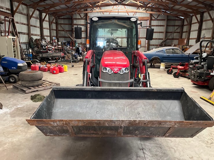 massey-ferguson-1755m-image-2