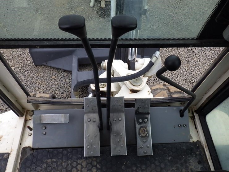 2005-terex-hr1.6-image-30