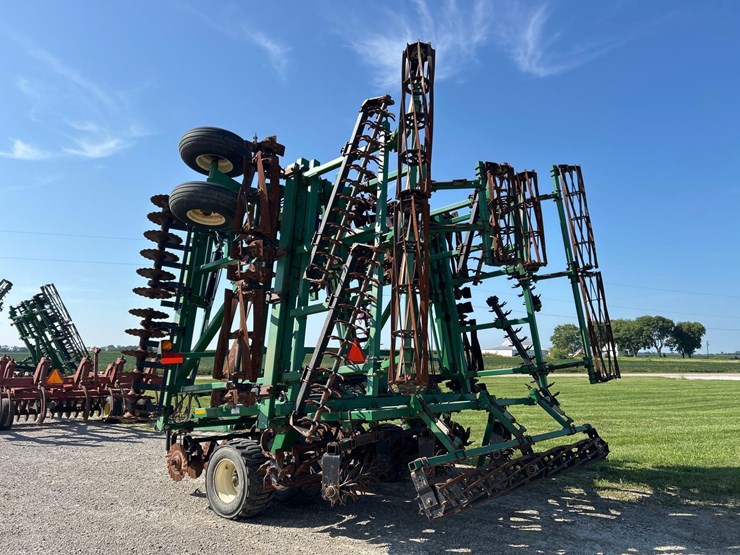 great-plains-4000-image-4