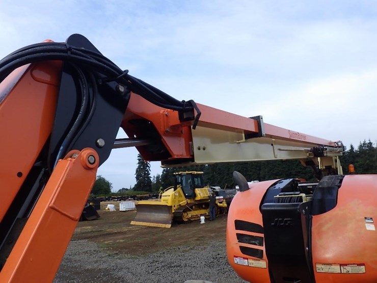 2017-jlg-600ajn-image-11