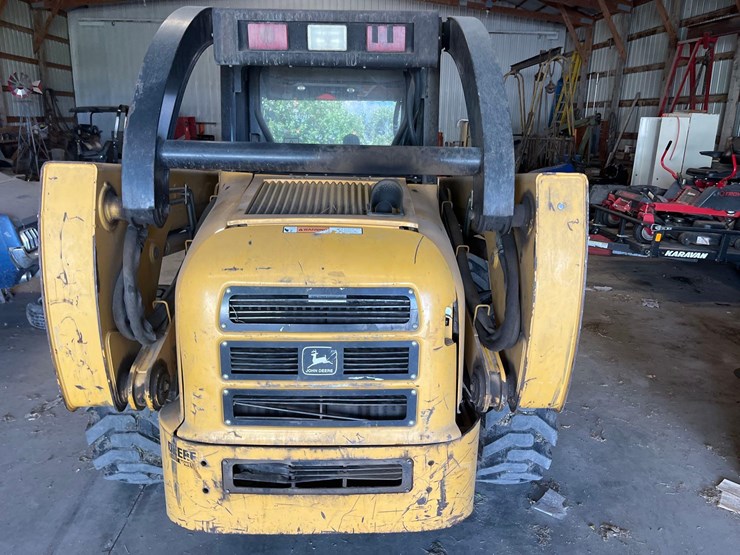 john-deere-270-image-4