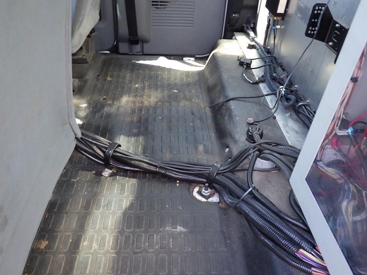 2012-ford-f450-image-26