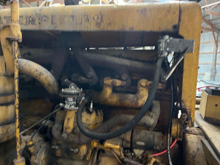 caterpillar-d8-image-40