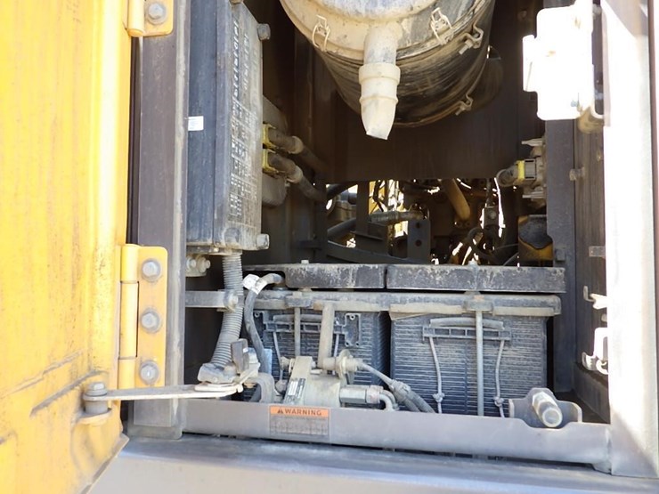 2020-volvo-ec350el-image-29