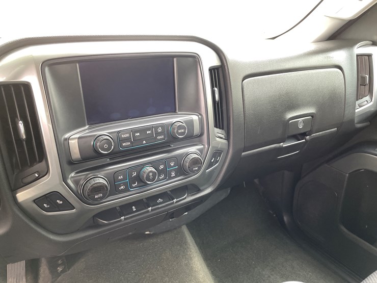 2015-chevrolet-silverado-1500-image-59