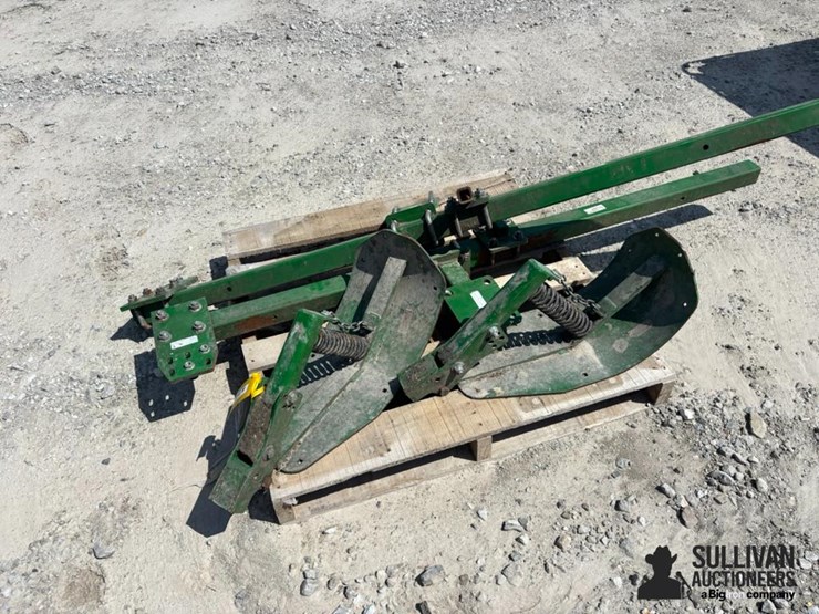 john-deere-2-image-1