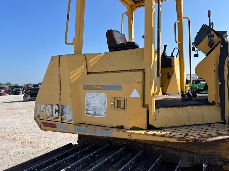 deere-750c-image-17