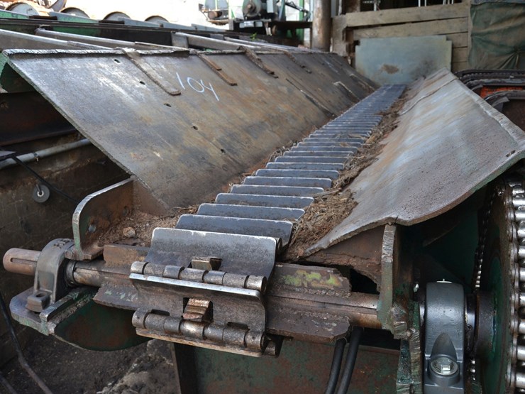 20'-endwise-log-trough-w-cat-track-chain-w/-2-arm-kickers-w/-hydrualic-drive-image-3