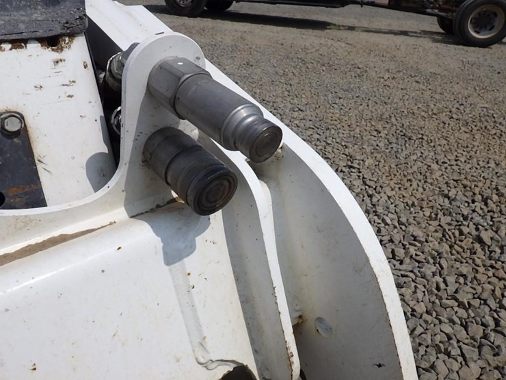 2023-bobcat-mt100-image-11