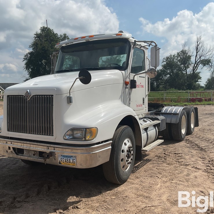 2004 INTERNATIONAL 9200i