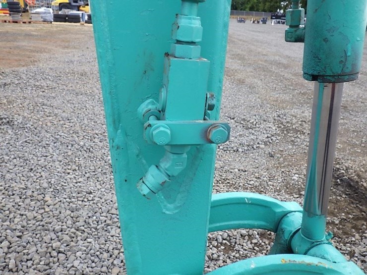 komatsu-pc35mr-1-image-9