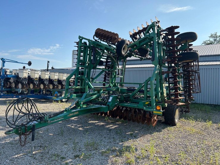 great-plains-4000-image-1