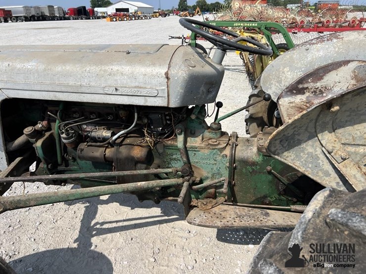 massey-ferguson-35-image-10