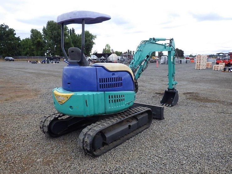 komatsu-pc35mr-1-image-4