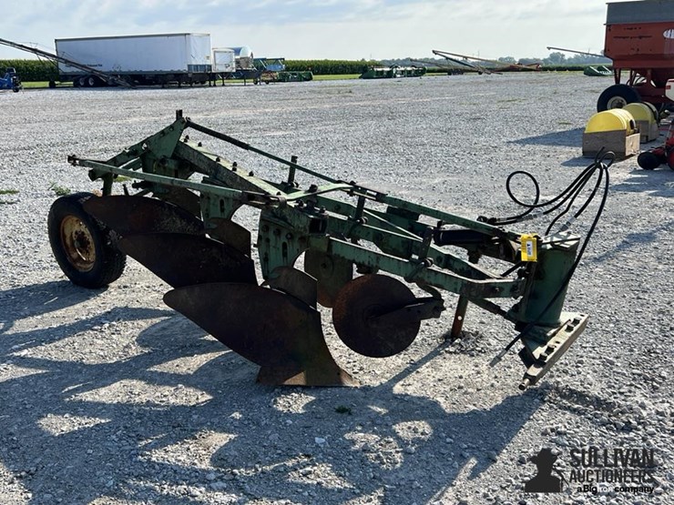 john-deere-2-image-3