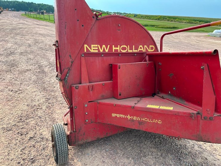new-holland-28-image-11