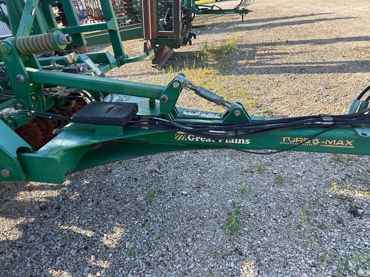 great-plains-4000-image-33