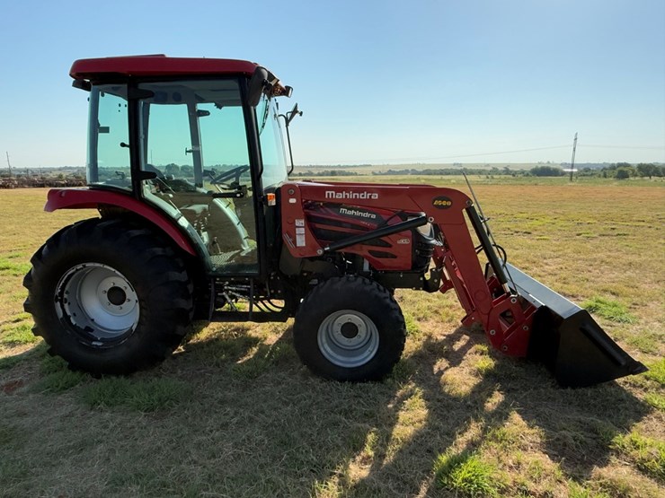 mahindra-2555-image-10