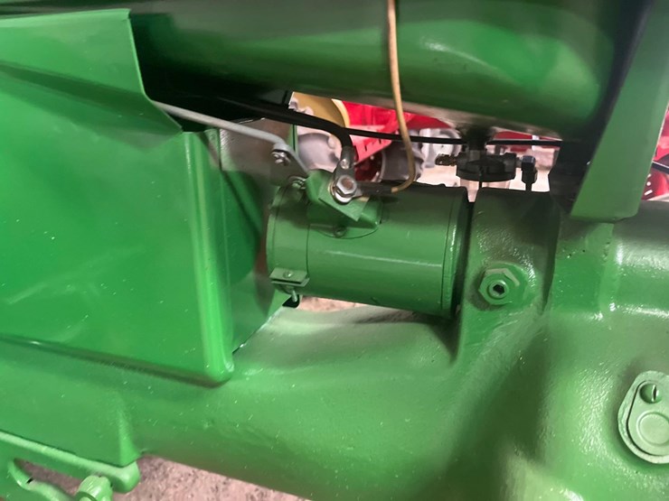 john-deere-m-image-12