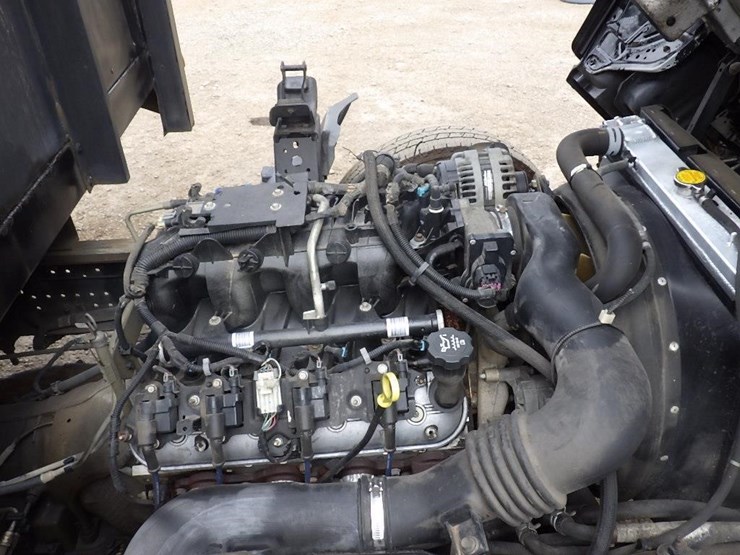 2005-isuzu-npr-image-14