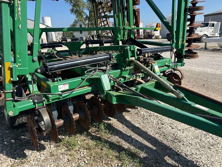 great-plains-4000-image-31