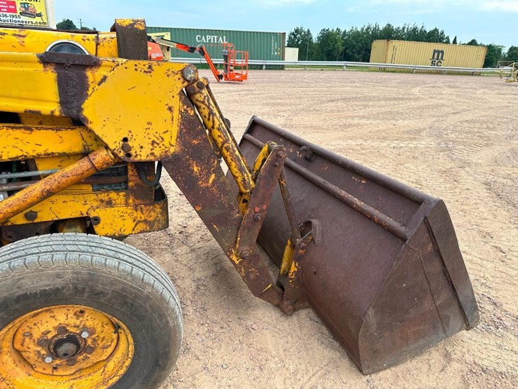 massey-ferguson-30-image-18