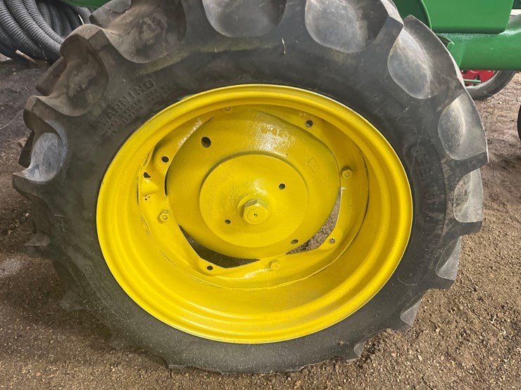 john-deere-m-image-8