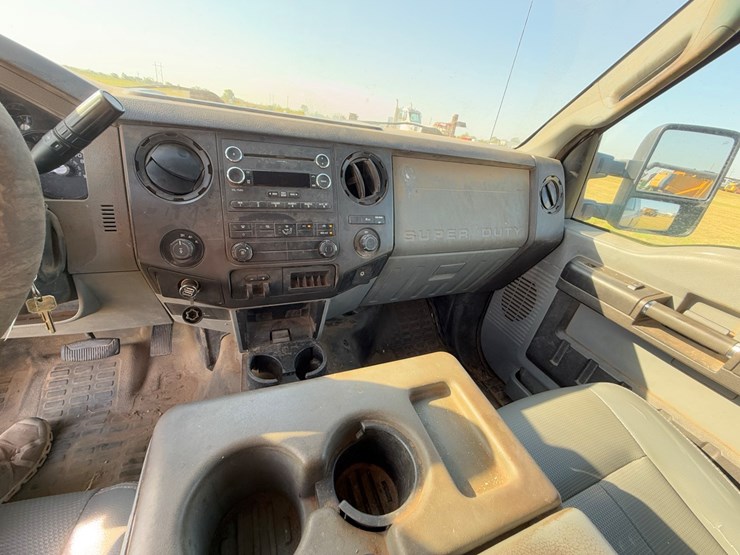 2011-ford-f250-image-19