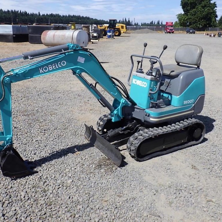 KOBELCO SK007