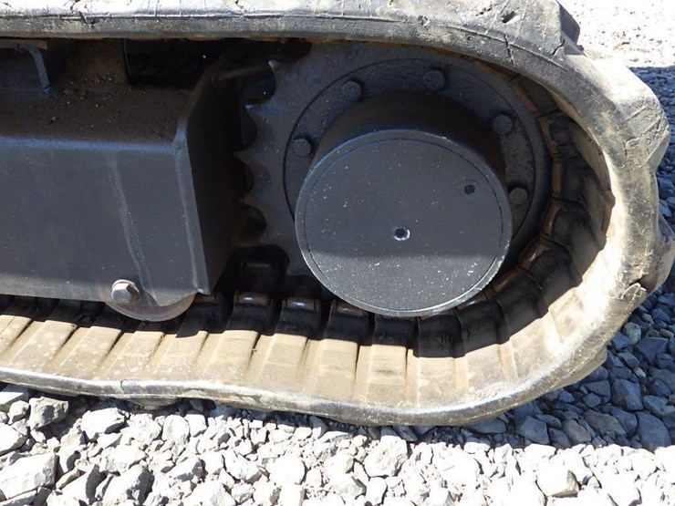 takeuchi-tb020-image-21