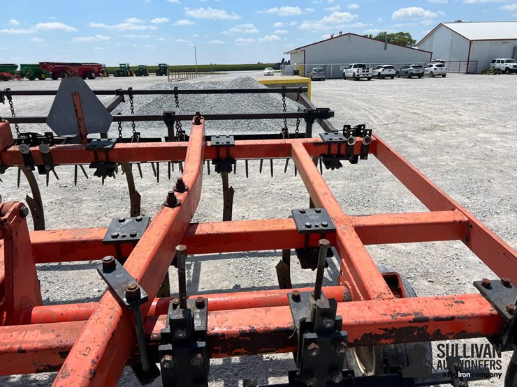 allis-chalmers-1500-image-16