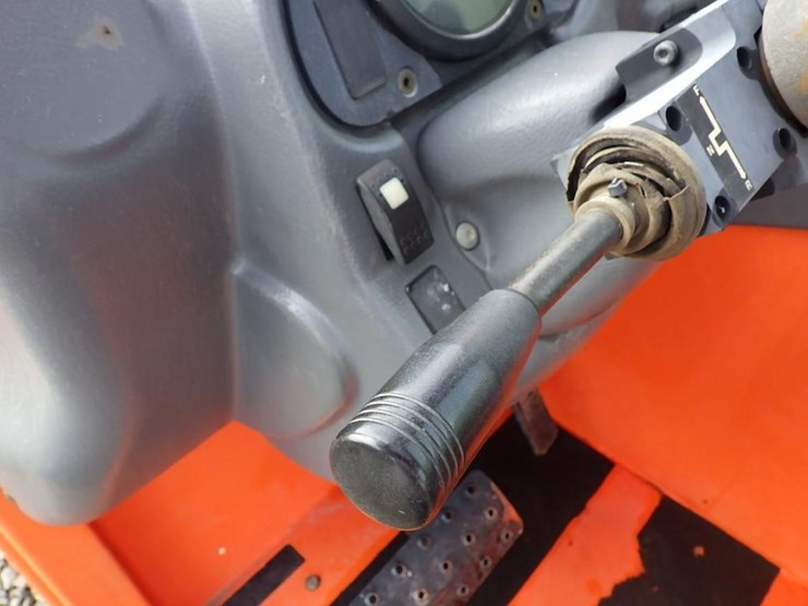 2017-jlg-g5-18a-image-24