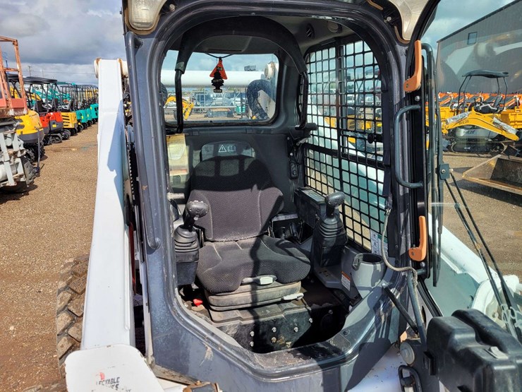 2018-bobcat-s650-image-9