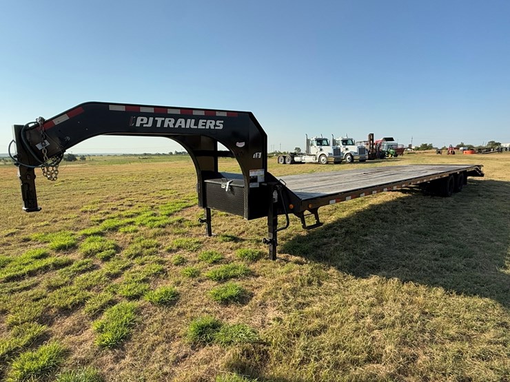 2023-pj-flatbed-image-14
