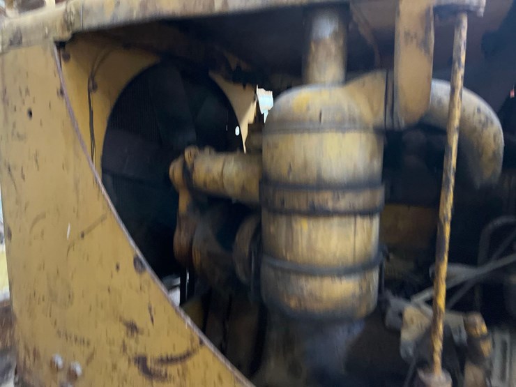 caterpillar-d8-image-41