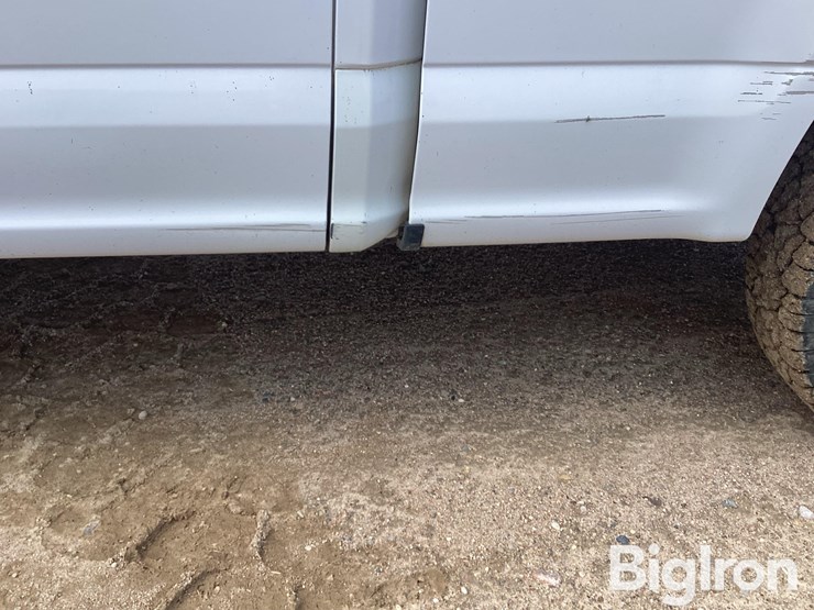 2018-ford-f150-xl-image-12