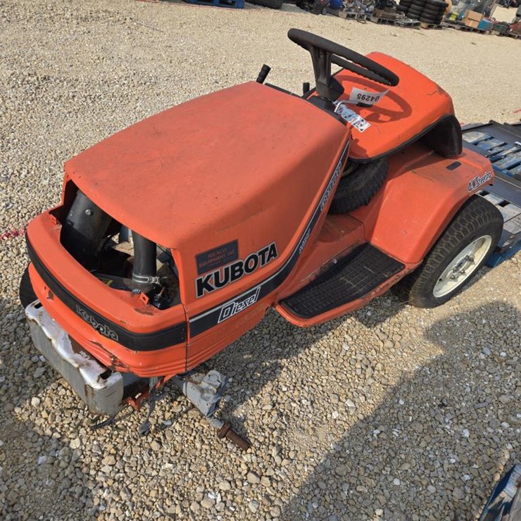 KUBOTA G1900