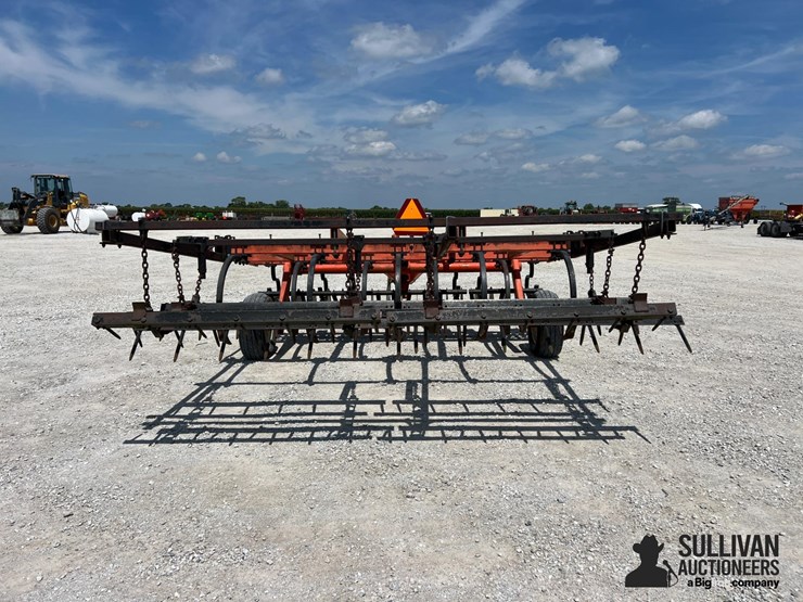 allis-chalmers-1500-image-6