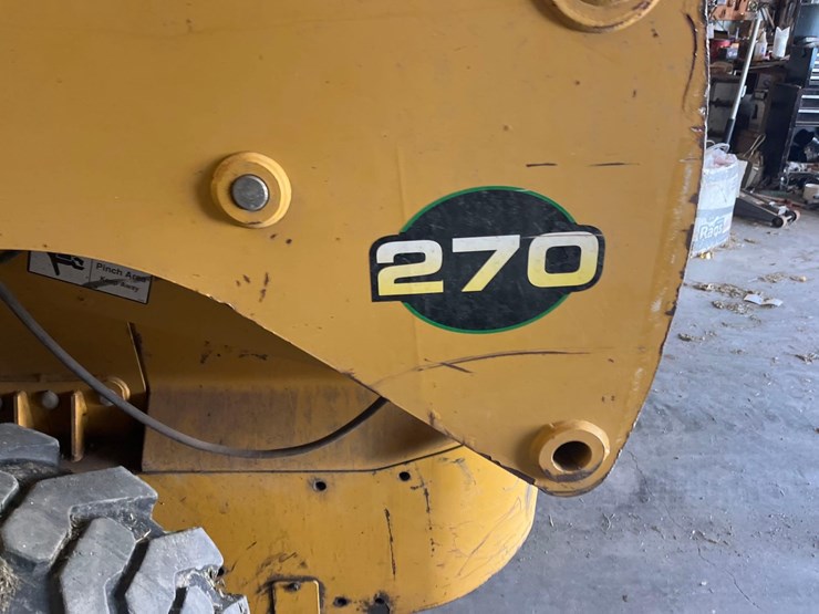 john-deere-270-image-3