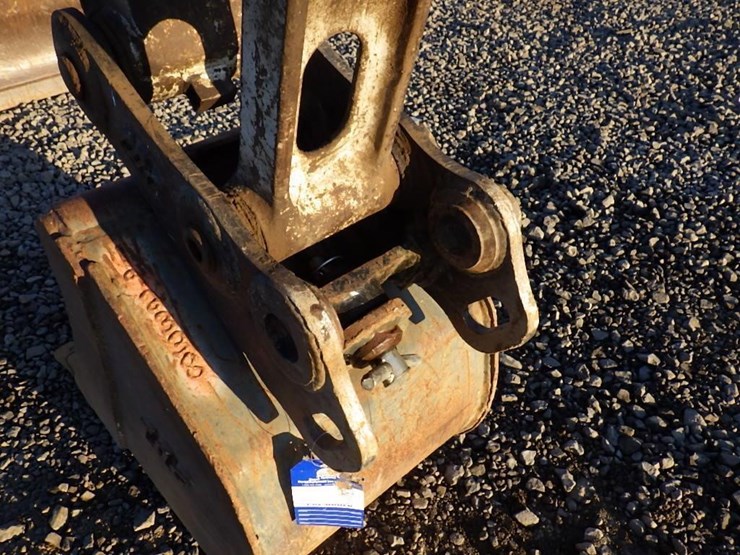 2019-takeuchi-tb260-image-9