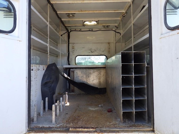 2012-ford-f450-image-11
