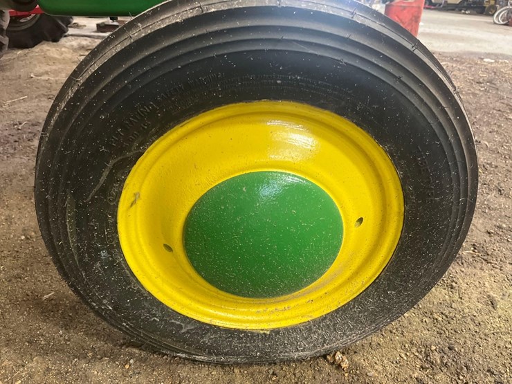 john-deere-m-image-9