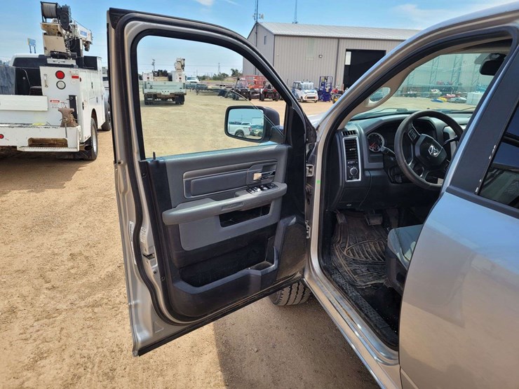 2014-ram-2500-slt-image-7