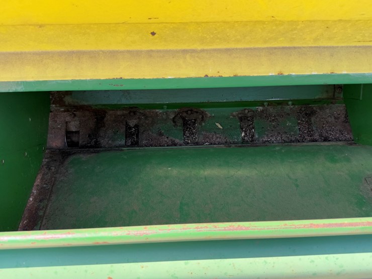 john-deere-8350-image-17