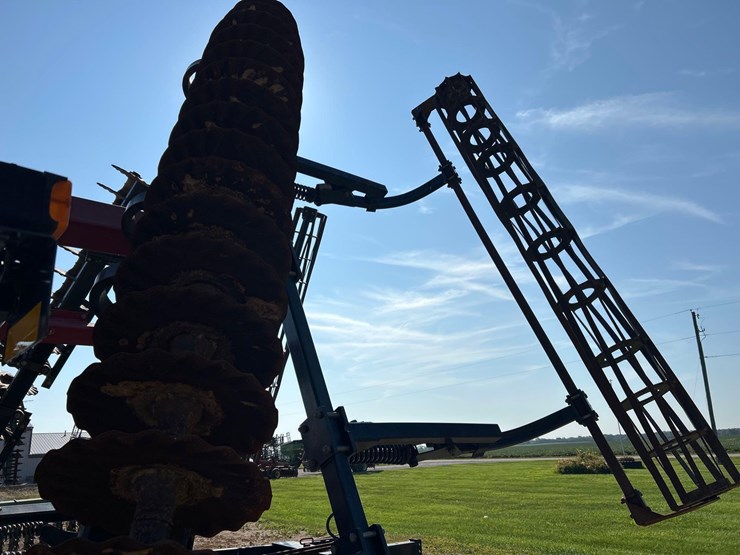 case-ih-true-tandem-330-turbo-image-14