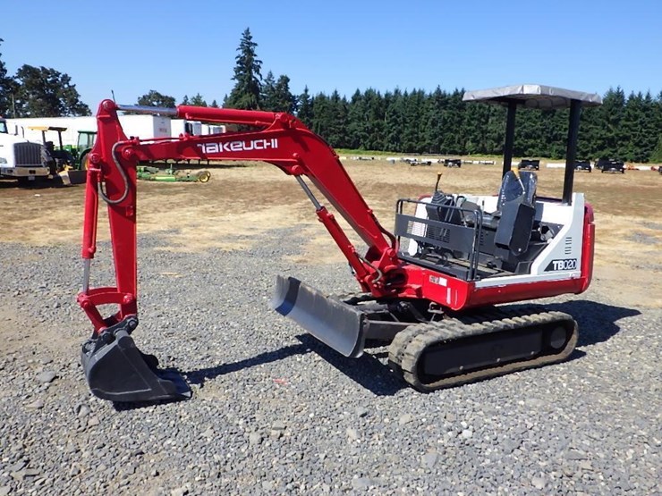 takeuchi-tb020-image-1