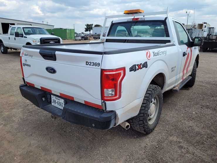 2017-ford-f150-image-3