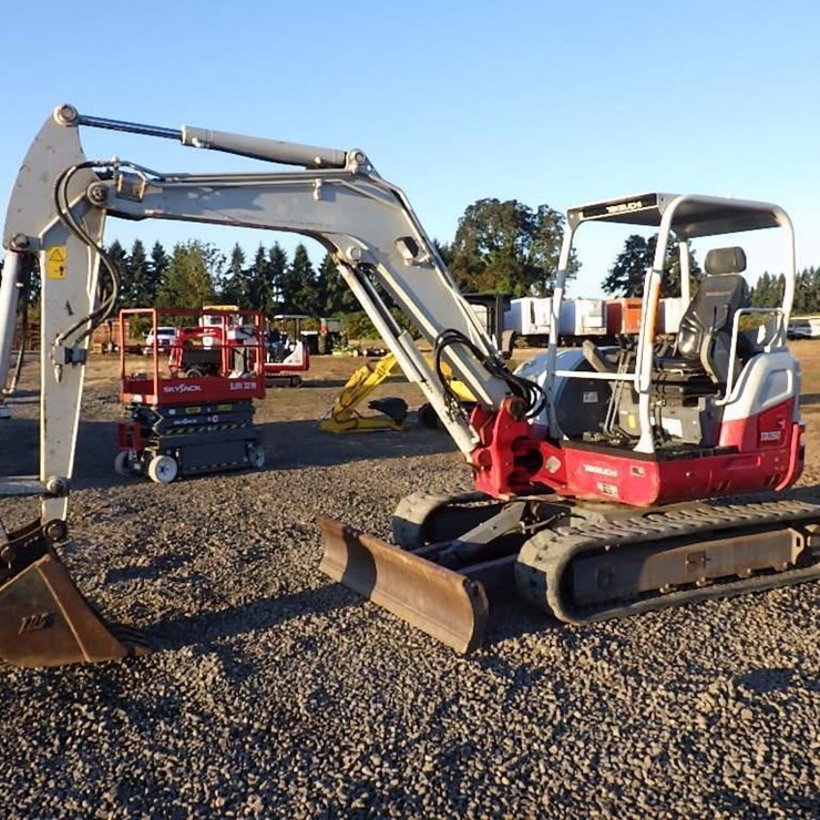 2019 TAKEUCHI TB260