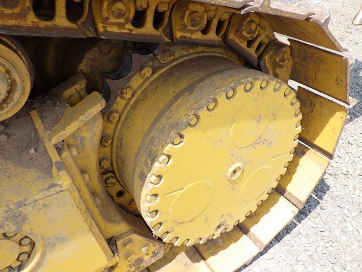 deere-750j-lt-image-40