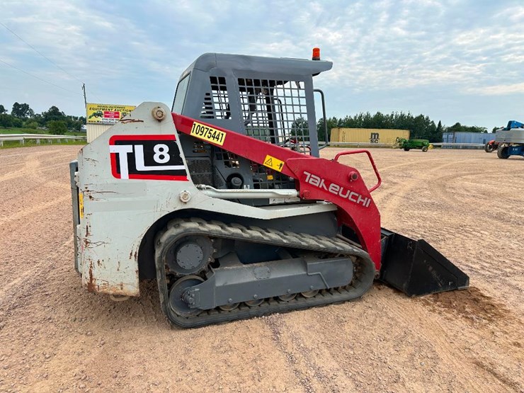takeuchi-tl8-image-4